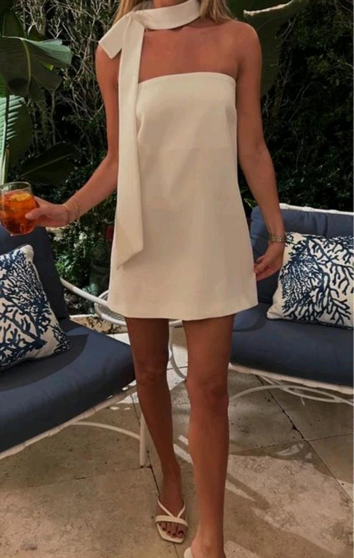Платье Zara S