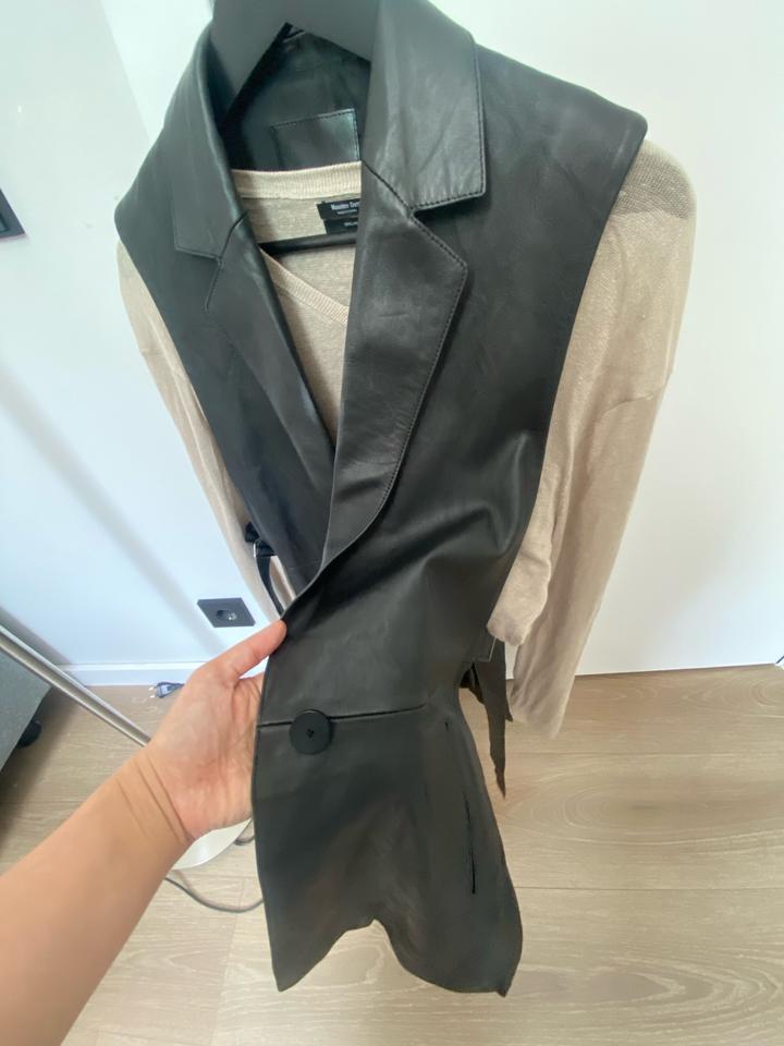 Кожаная жилетка Massimo Dutti