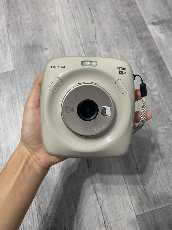 Fujifilm Instax Square 20, фотоаппарат