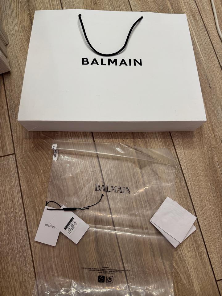 Футболка Balmain оригинал с чеком, подарочным пакетом, размер XS