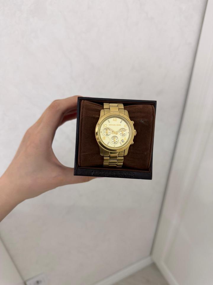 Продается часы