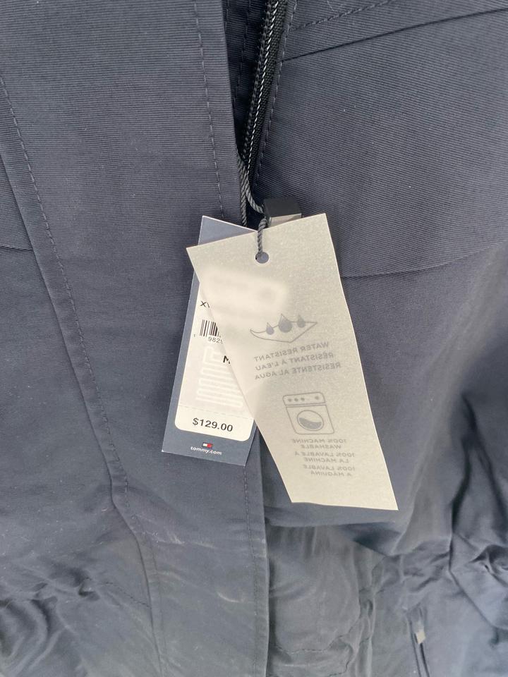 Ветровка Tommy Hilfiger, новая с этикеткой. Размер М.