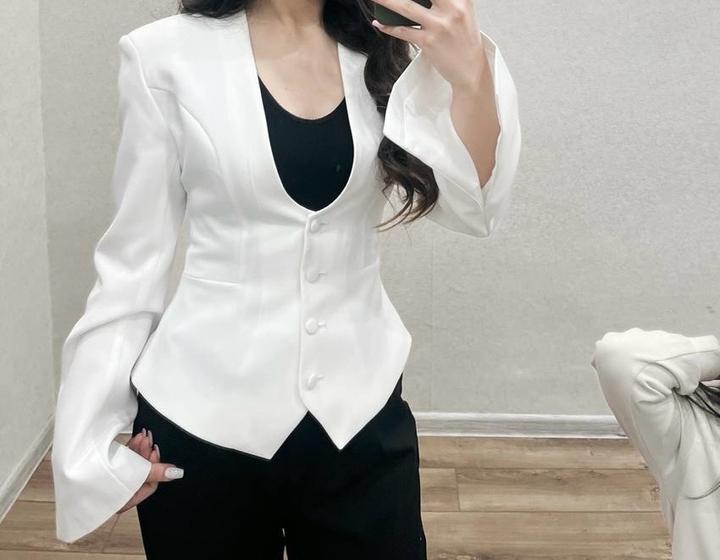 Белый пиджак