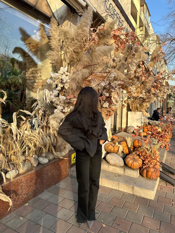 Черные джинсы bershka