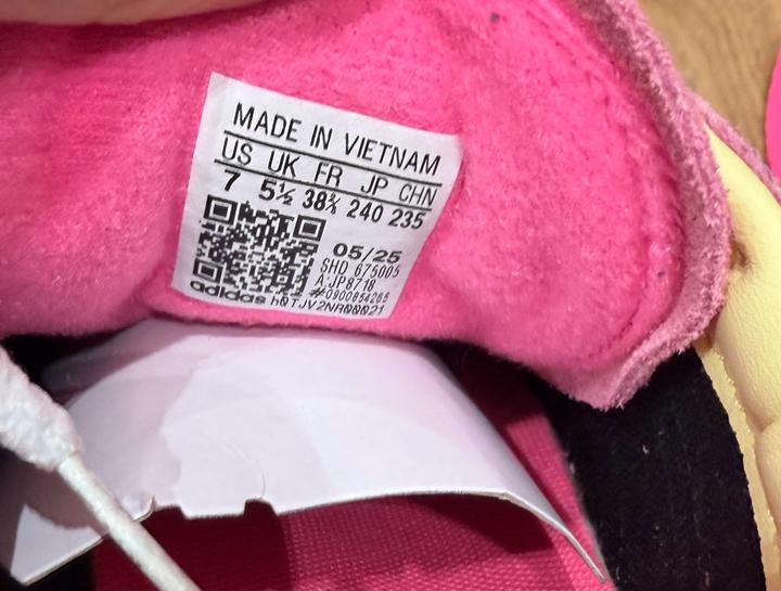 новые кроссовки adidas spezial