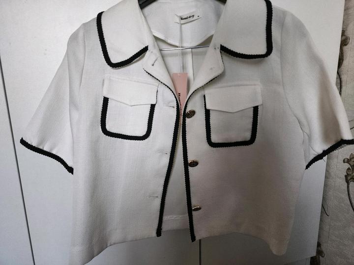 Белый блейзер/жакет твидовый с коротким рукавом