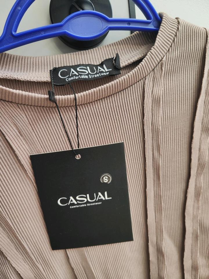: `Лонгслив CASUAL S бежевый рубчик`