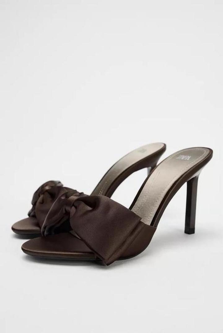 Босоножки Zara
