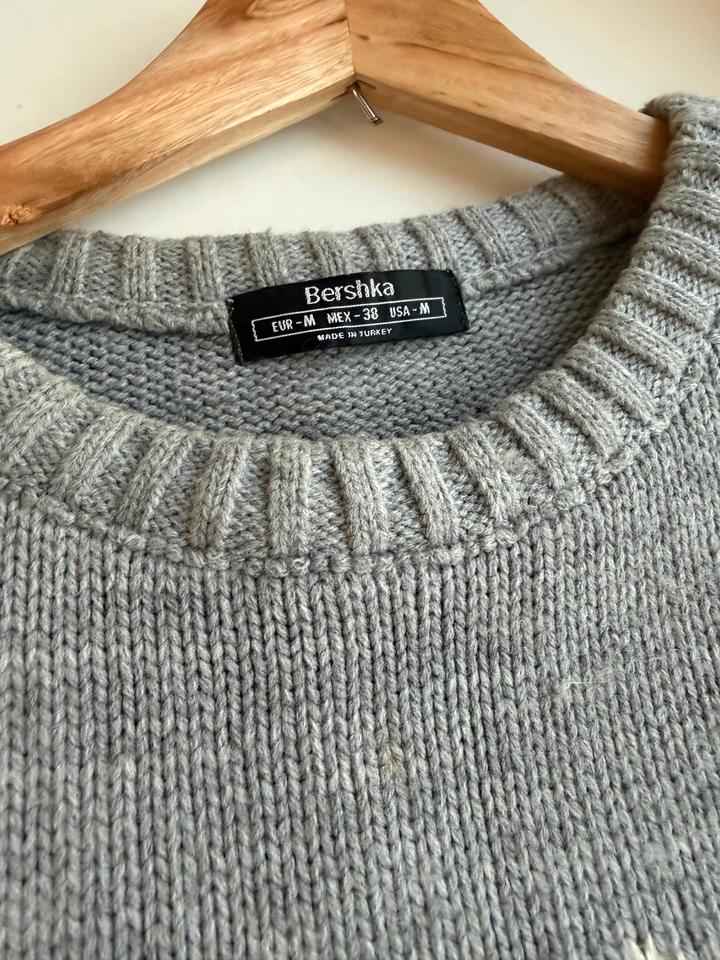 Свитер Bershka