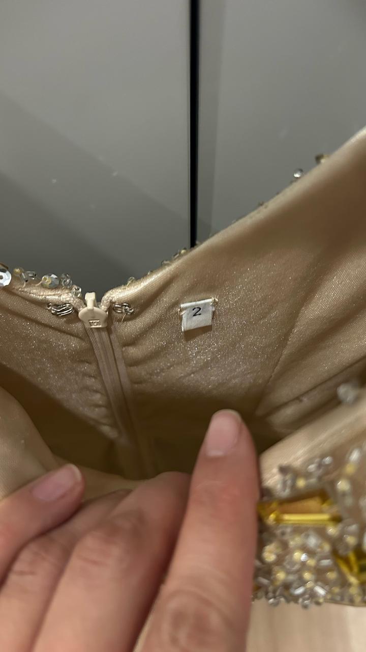 Вечернее платье