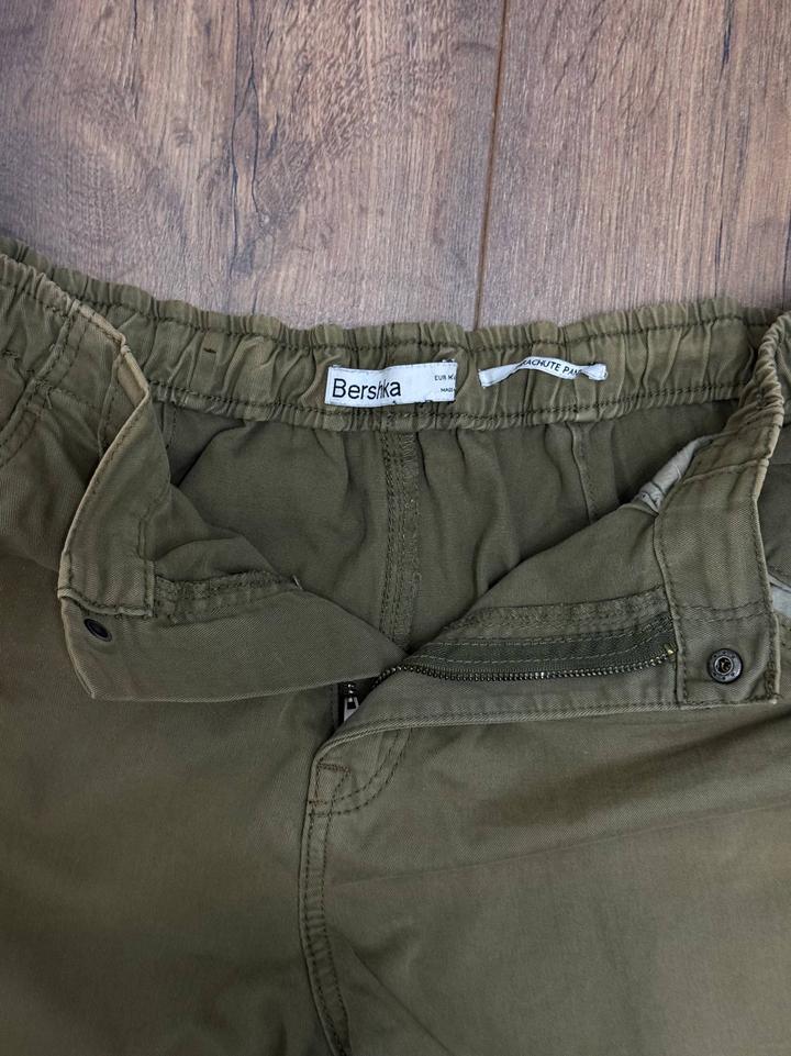 Штаны парашюты bershka