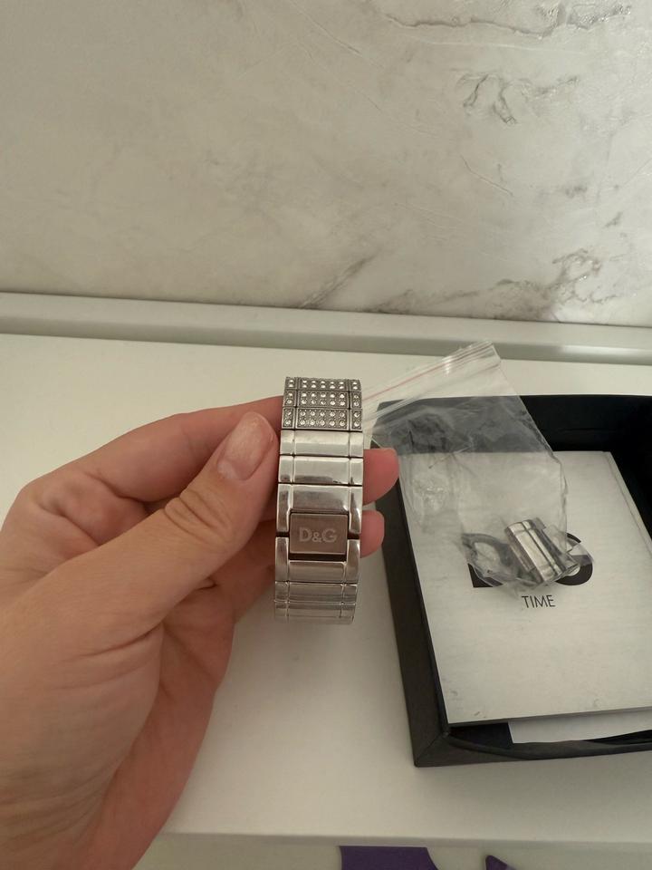 Часы D&G