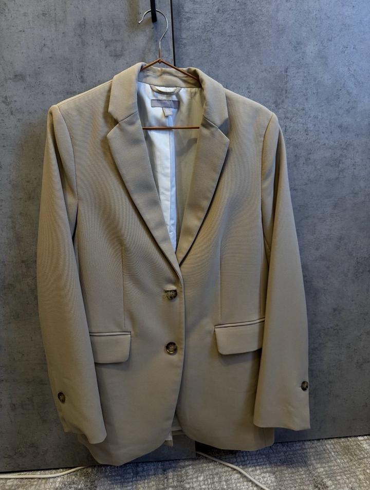 Костюм двойка HM (пиджак и брюки)