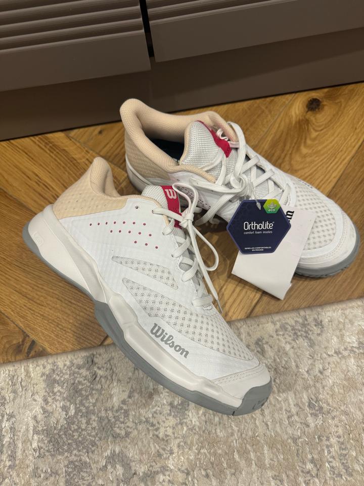 Крассовки Wilson