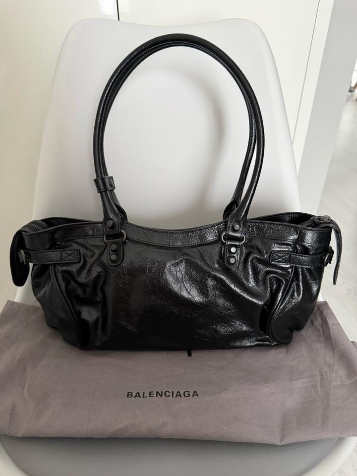 Новая сумка Balenciaga Le City East-West