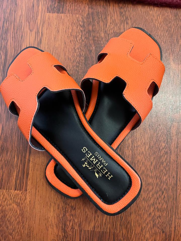 Новые тапочки Hermès