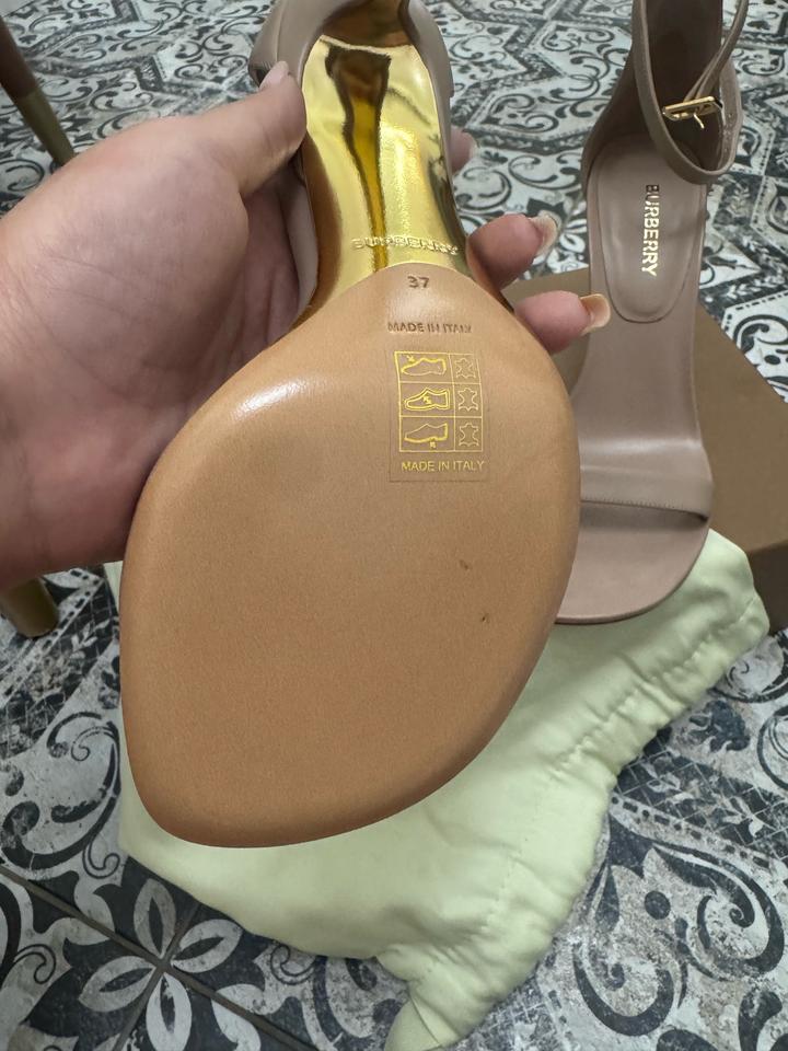Босоножки Burberry