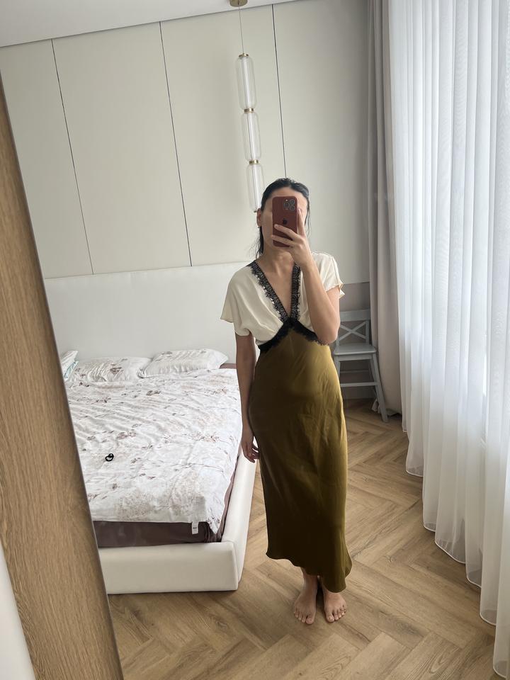 Платье атласное zara