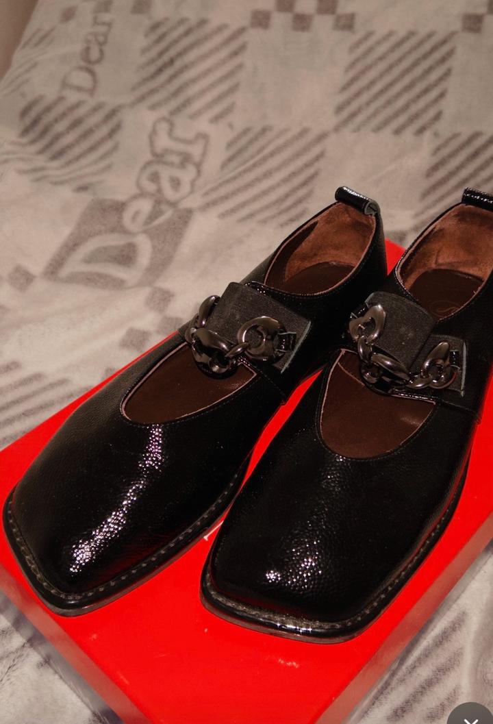 Черный туфли Baver