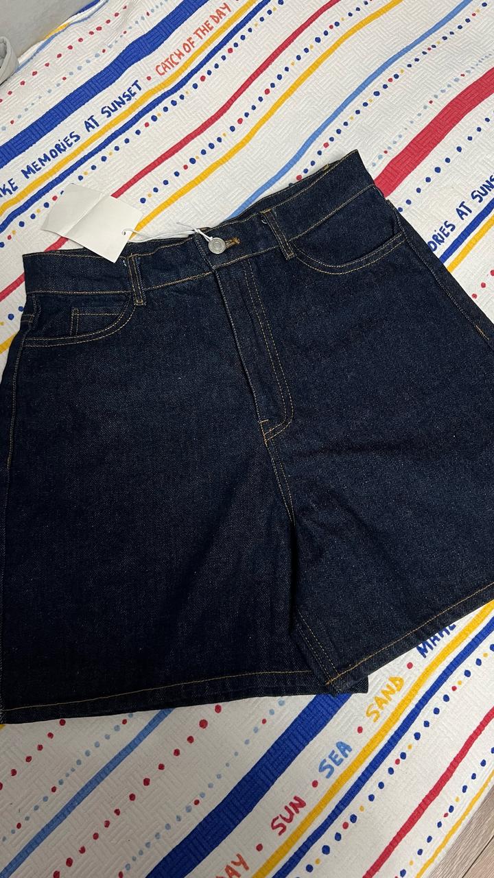 Джинсовые шорты , идеальная посадка