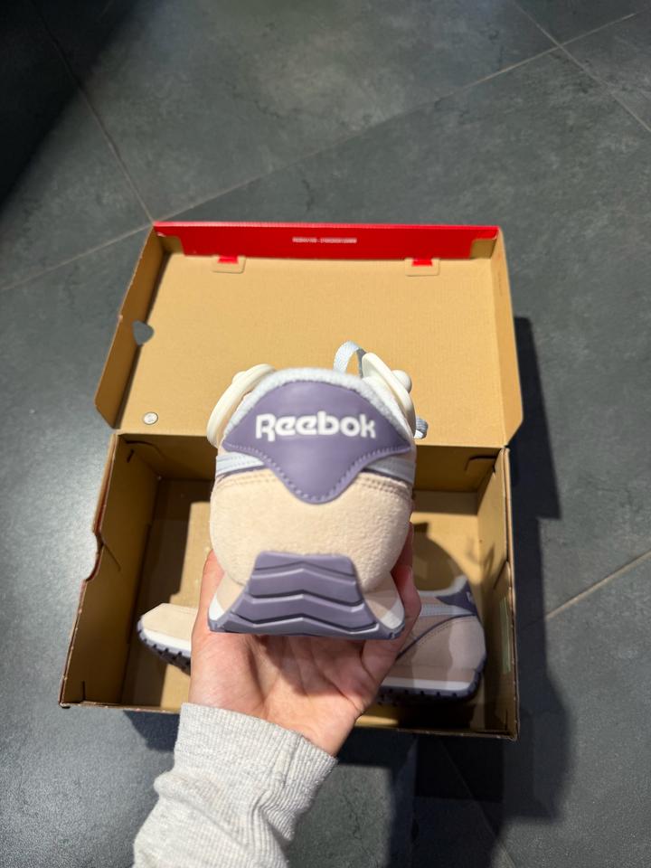 Кроссовки Reebok