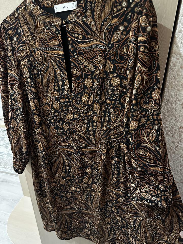 Платье манго