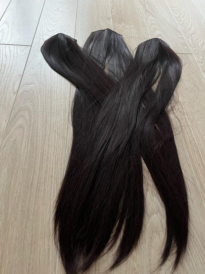 Волосы на заколках