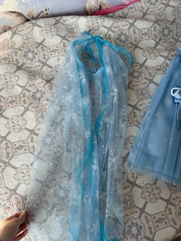 Платье Эльзы на 5 лет