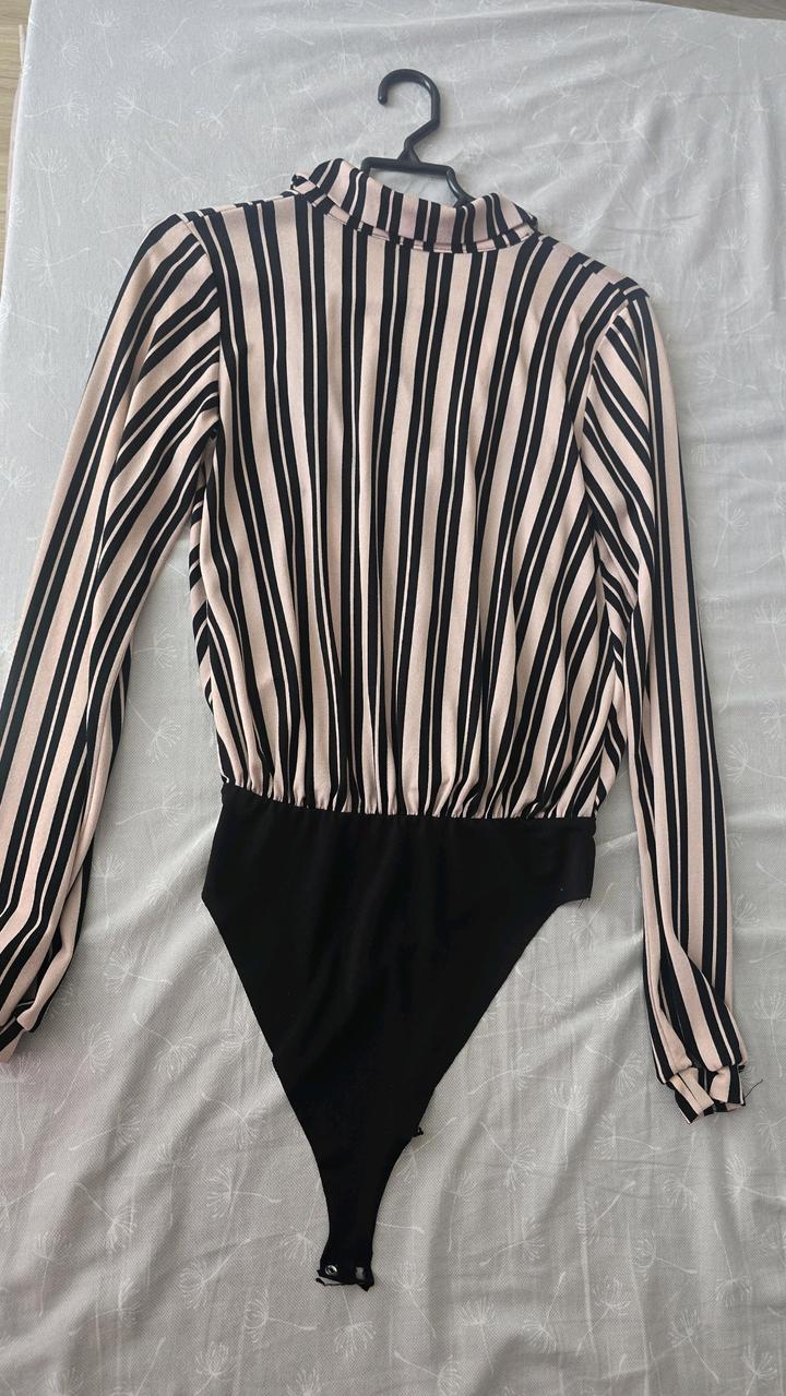 Рубашка- боди Bershka XS