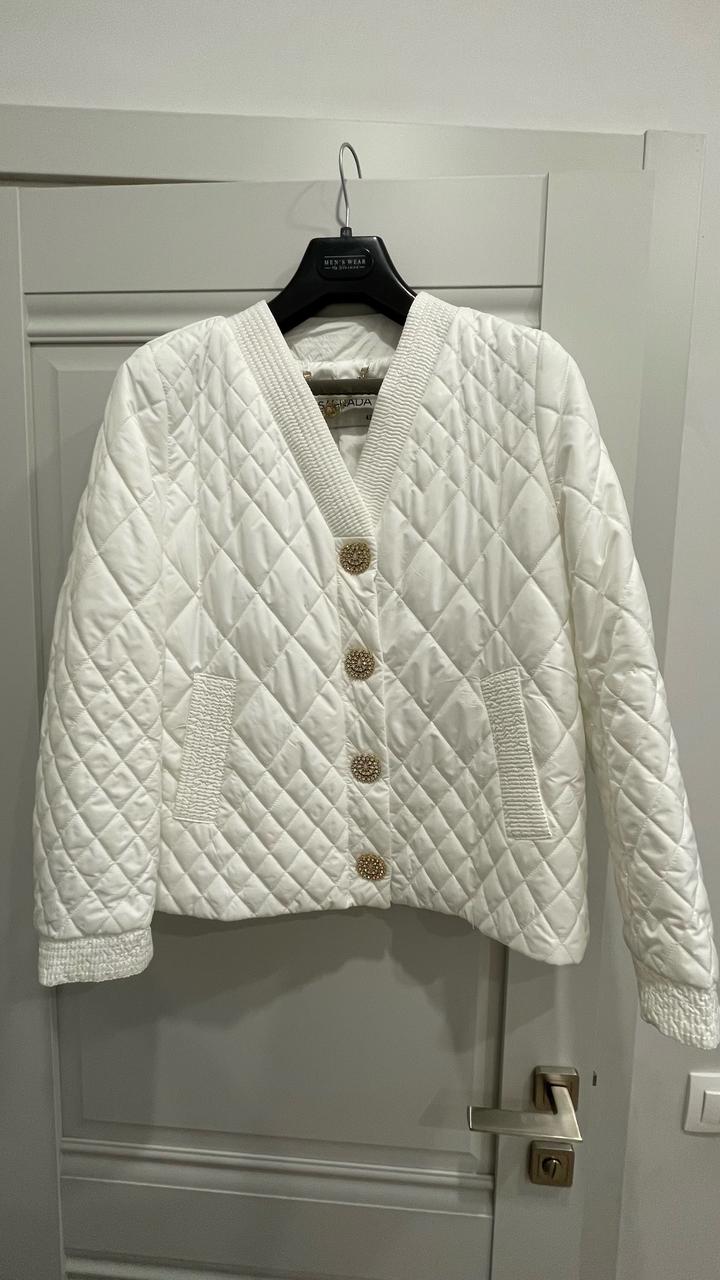 Легкая весенняя куртка LASAGRADA