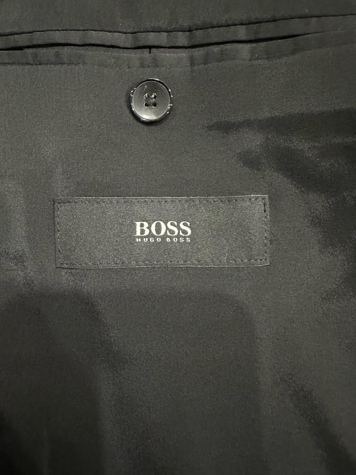 Классический костюм с однобортным пиджаком HUGO BOSS
