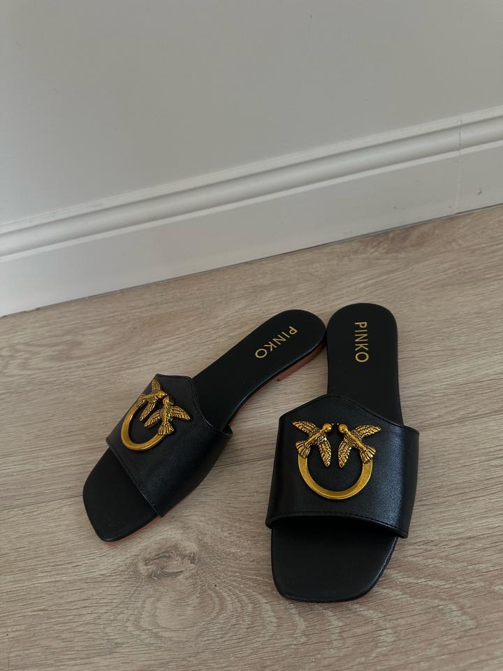 Шлепанцы Pinko