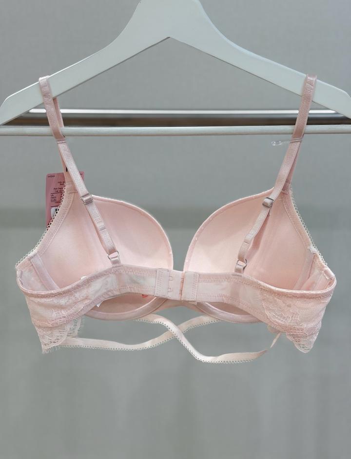 Бюстгальтер с пушапом