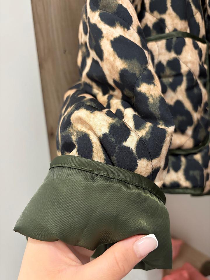Куртка под Zara с леопардовым принтом