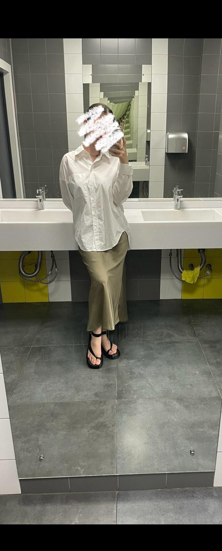Юбка в цвете хаки
