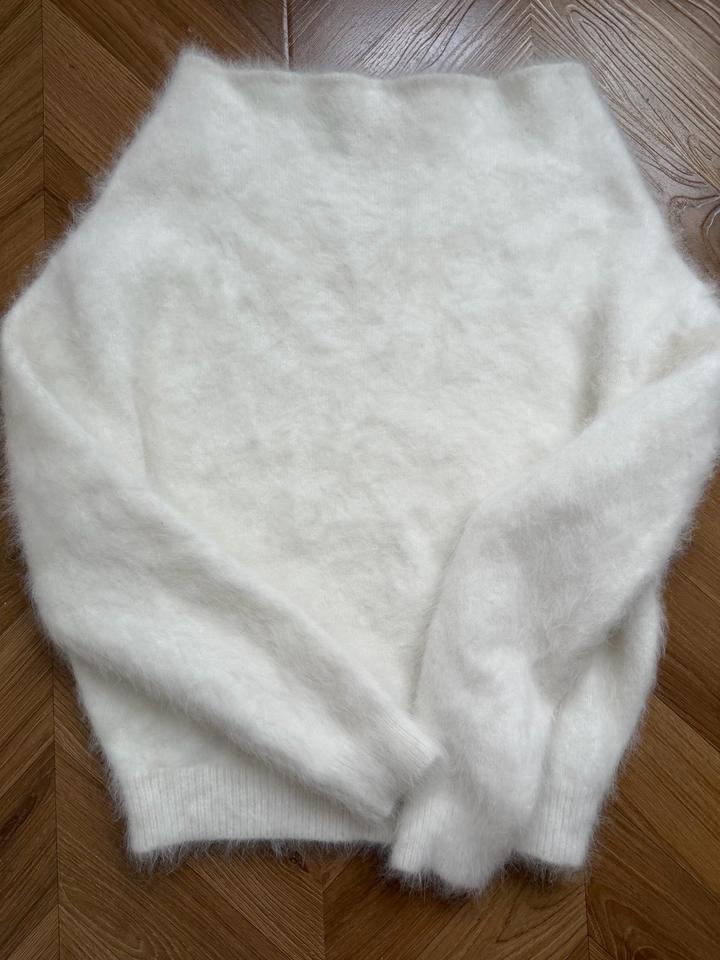 Кофта белая