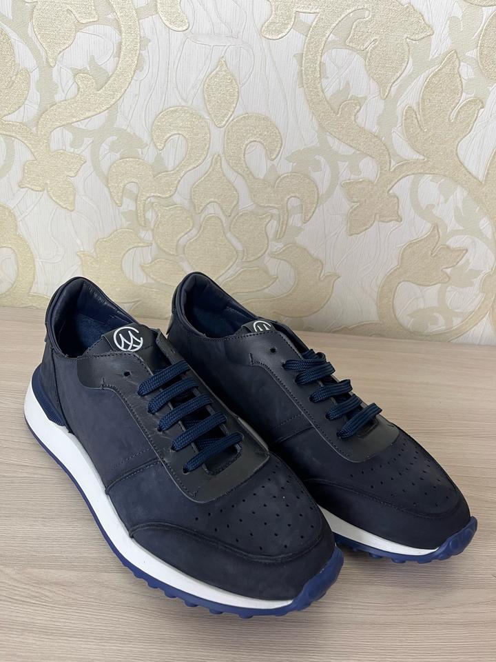 Кроссовки M.Manzoni, высокое качество