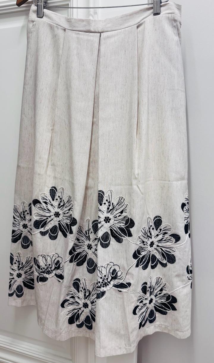 Новый костюм тройка, производство Турция.