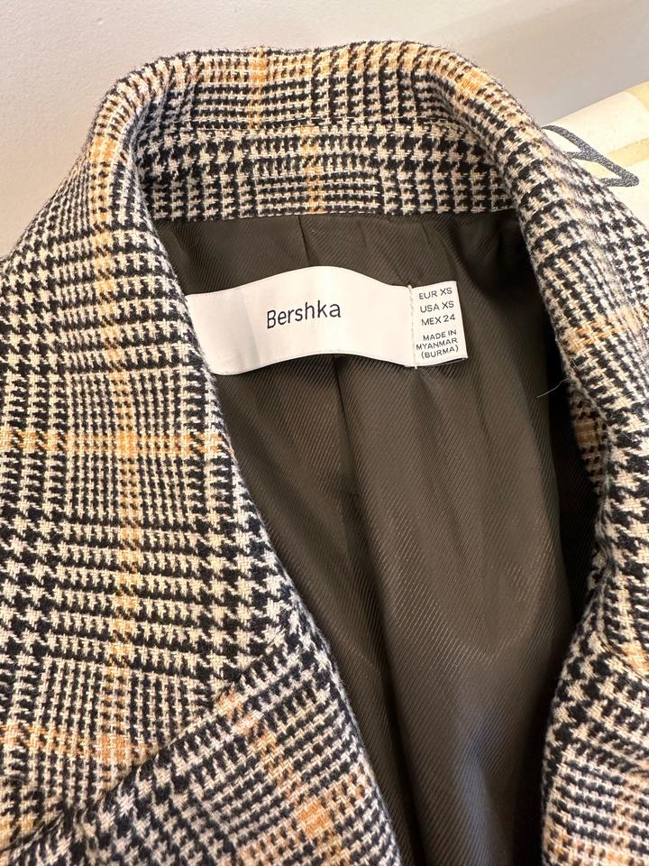 Пиджак bershka