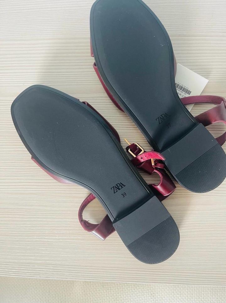 Новый босоножки Zara