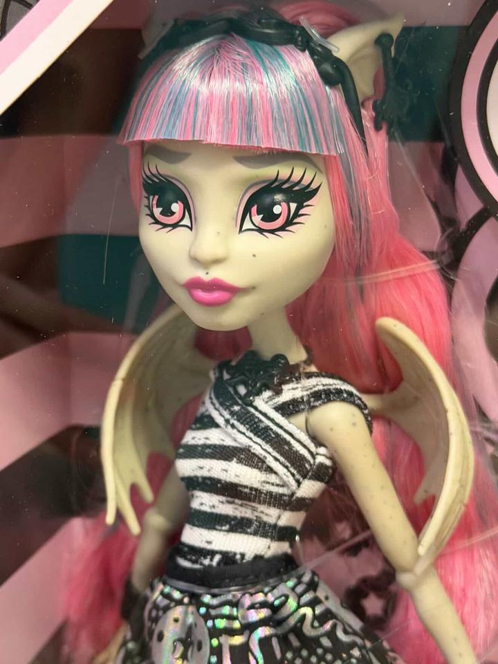 Monster High Creeproduction Рошель/Rochelle Goyle