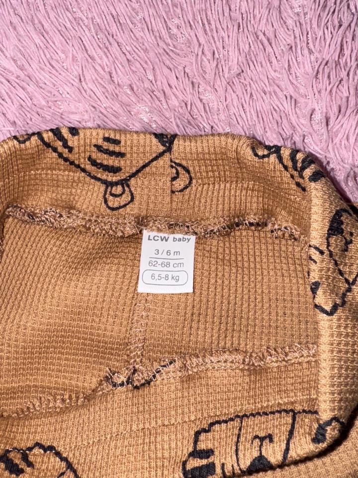 Костюмчик новый 3-6 мес