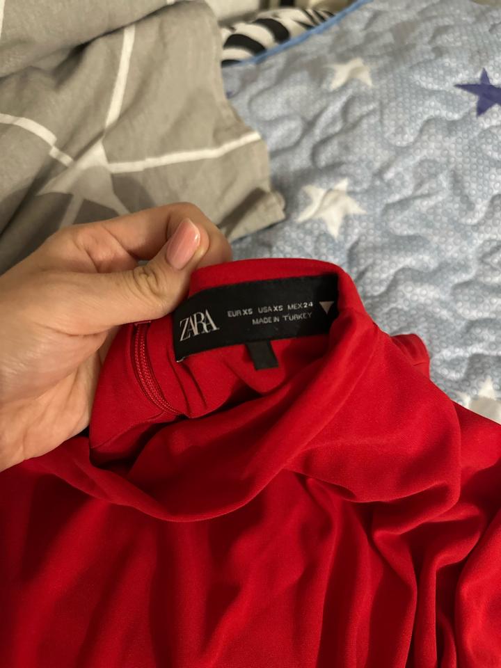 Вечернее платье Макси Zara