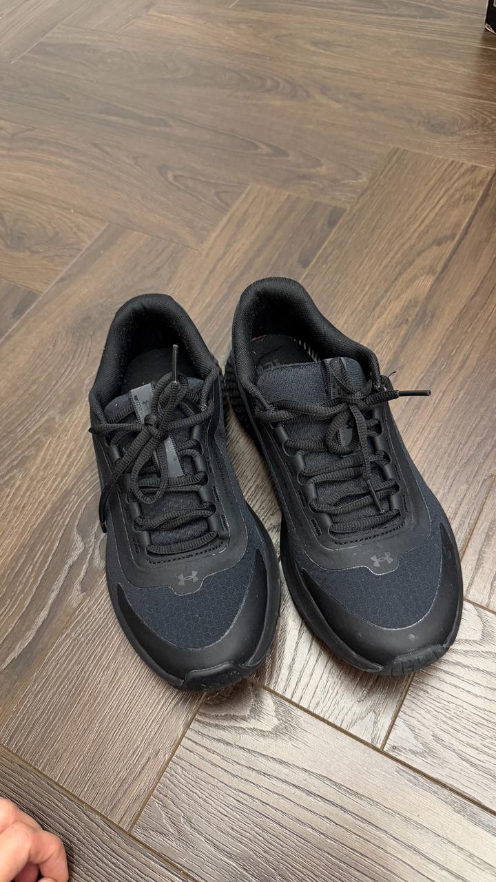 Кроссовки женские для фитнеса Under Armour черные оригинал 38 размер