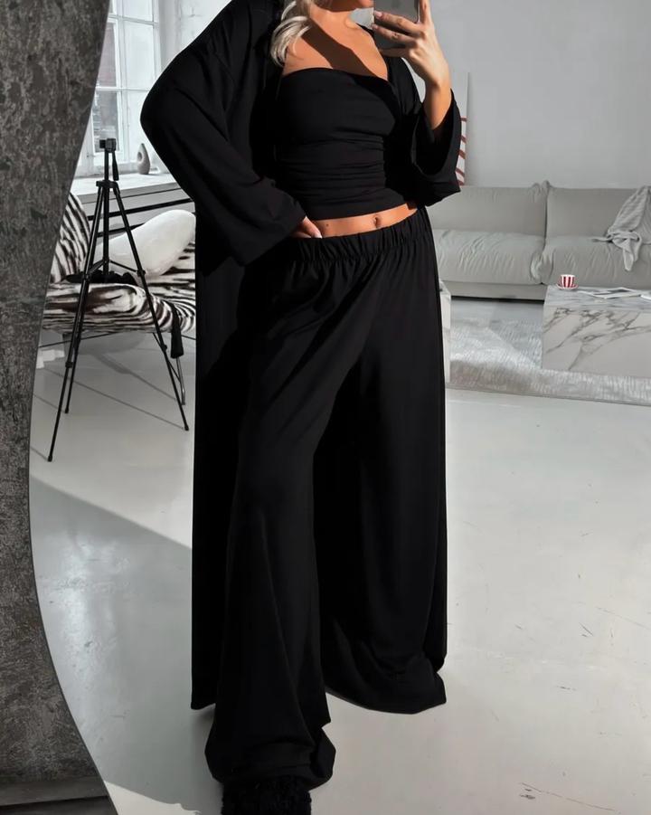 Костюм тройка