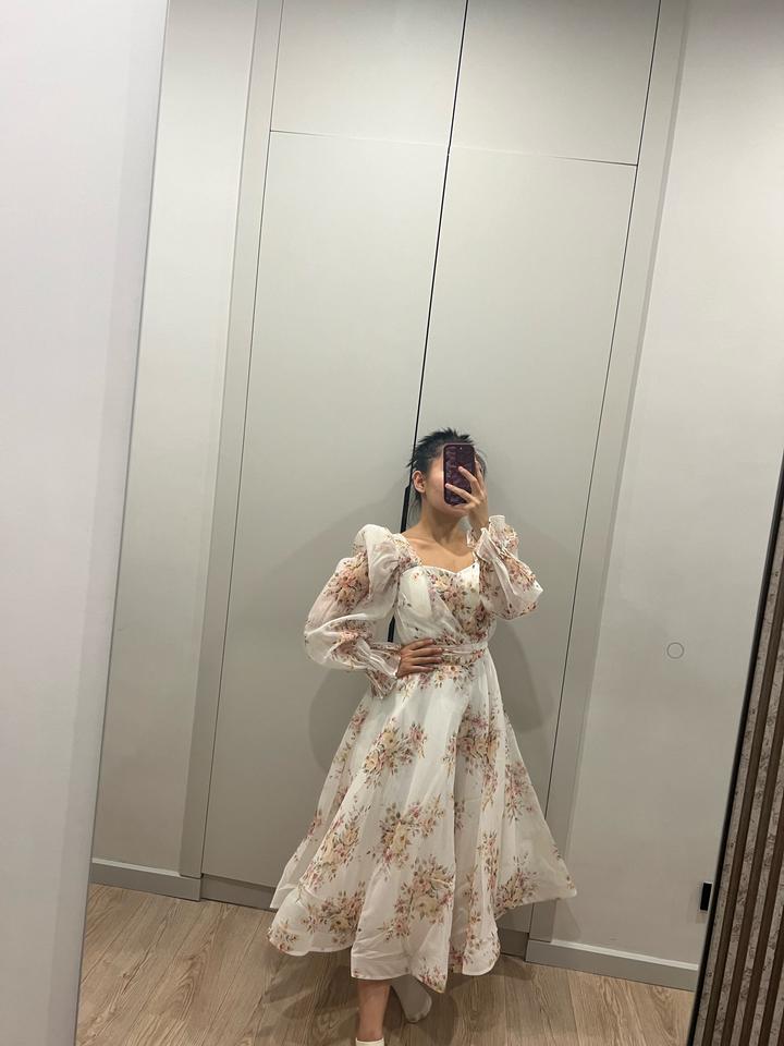 Нежное платье