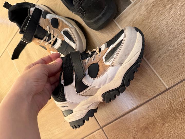 Кроссовки 2пары , 37р