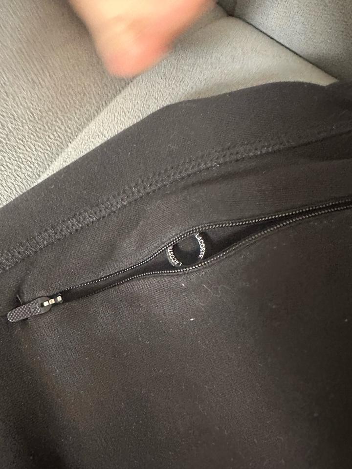 Спортивные штаны Lacoste