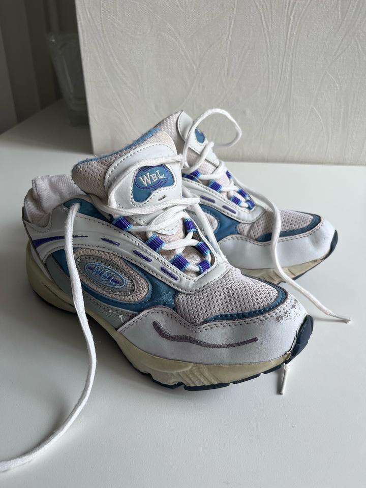 Кроссовки на каждый день по символической цене, 23 см по стельке