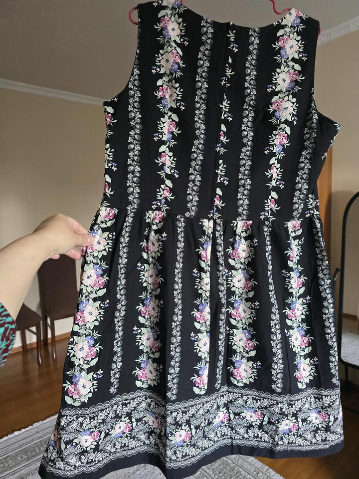Миленькое платье Dorothy Perkins 🌸